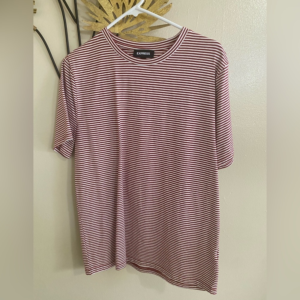 Express Men's Short Sleeve Maroon and White Striped Tee